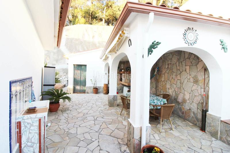 Foto d938bd08-3383-4868-ac16-aa8b09078c29. House in carrer llorer 21 in Aiguaviva Parc Vidreres