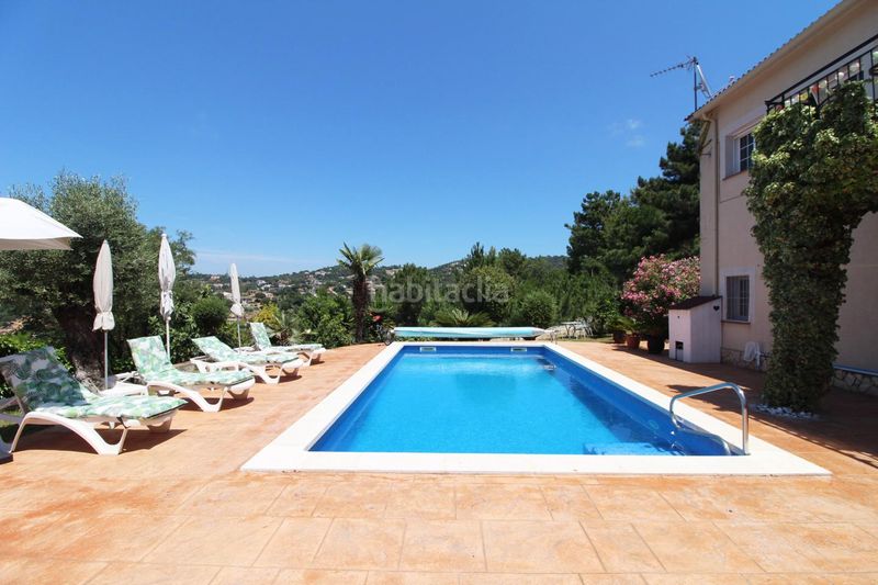 Foto d6dcfe44-4f52-4f71-8cb9-5b95fc6826f4. Casa amb aparcament piscina a Lloret Residencial - Montlloret Lloret de Mar