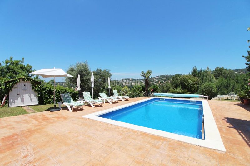 Foto e8d66e4d-03fc-4e88-bf96-3fc92dc911f4. Casa amb aparcament piscina a Lloret Residencial - Montlloret Lloret de Mar