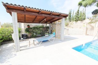 Casa  Olivera. 1 sola planta con piscina y garaje !