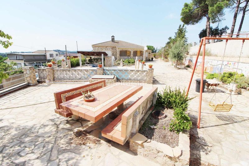 Foto 13b3c6da-ec43-48ee-b55b-f517dd67b12a. Casa amb calefacció aparcament piscina a Aiguaviva Parc Vidreres