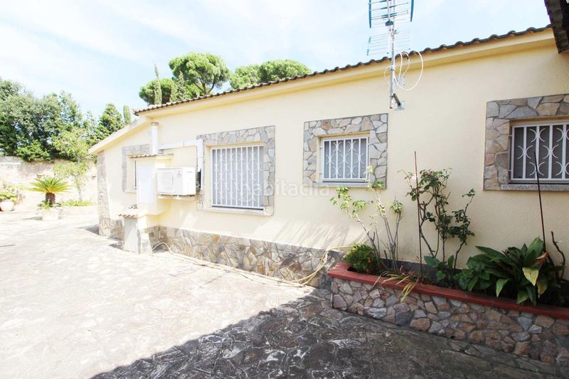 Foto f66b3456-8812-468c-a841-77d385a02090. Casa amb calefacció aparcament piscina a Aiguaviva Parc Vidreres