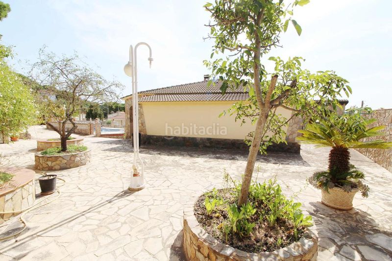 Foto fb002a51-7539-4756-8d3e-6ea5def0b5da. Casa amb calefacció aparcament piscina a Aiguaviva Parc Vidreres