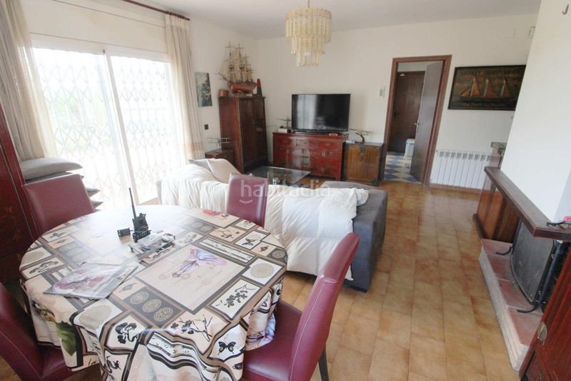 Foto ff6d132d-61f8-4a6a-8574-340ba5a71b01. Casa amb calefacció aparcament piscina a Aiguaviva Parc Vidreres