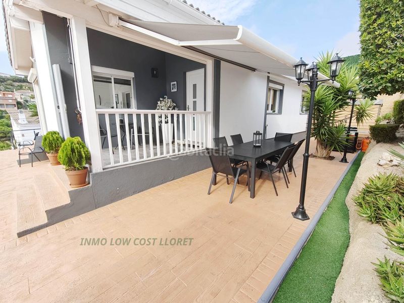 Foto cb7e52df-0c44-4e04-9047-8d4919d3adb3. Casa amb aparcament piscina a Aiguaviva Parc Vidreres