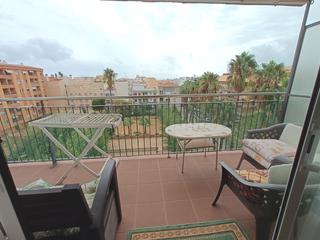 Pis  Carrer de balmes. Piso amplio reformado, con terraza y espectaculares vistas.