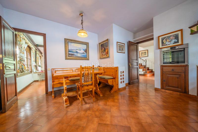 Foto 126357bf-a946-4f98-bd05-2aa2d04aa978. Doppelhaus mit heizung parking pool in Montgoda Lloret de Mar