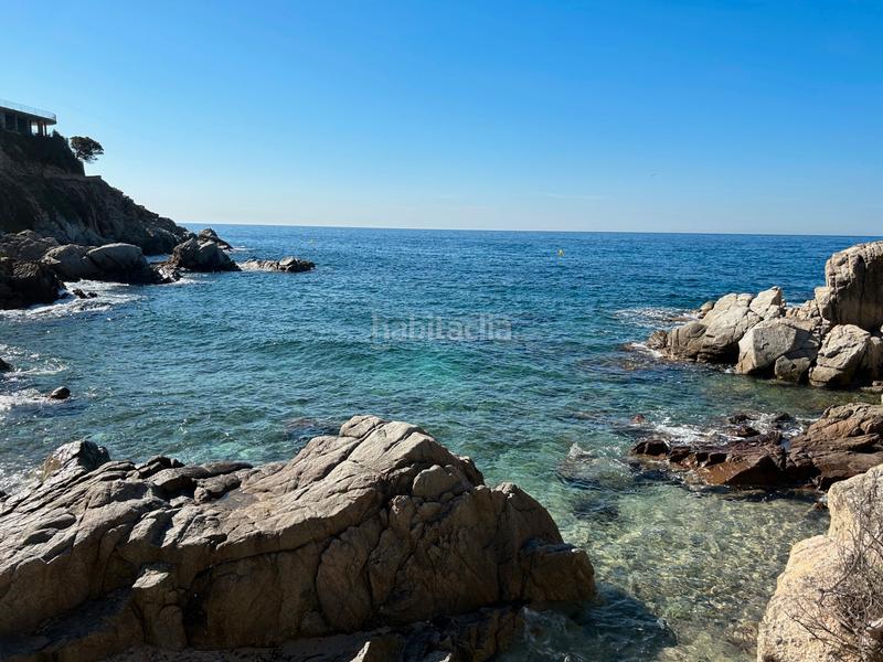 Foto 6ba929ac-8c51-4245-9c20-3c1040c4c613. Doppelhaus mit heizung parking pool in Montgoda Lloret de Mar