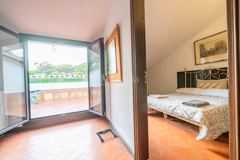 Foto b4ad02e5-fcd0-4c70-9785-83446c54e240. Doppelhaus mit heizung parking pool in Montgoda Lloret de Mar