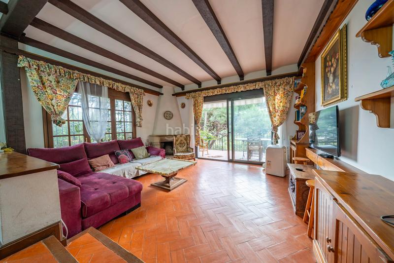 Foto e7edf951-d6f5-4766-8238-3a5ee4799b22. Doppelhaus mit heizung parking pool in Montgoda Lloret de Mar