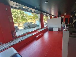 Local commercial à Carrer de doctor vivas 1. Local comercial diáfano de 309 m2 construidos más de treinta met