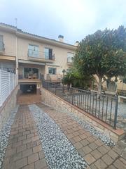 Casa  Carrer vatic. Una casa impecable, amplia, en el pueblo y en la mejor zon