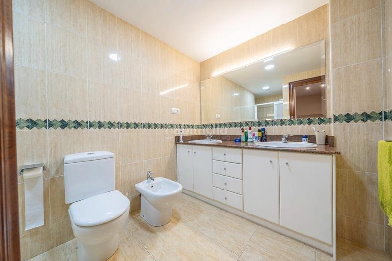 Foto ae675c82-d942-4114-af87-81c95a531a67. Casa amb xemeneia calefacció aparcament a Poblenou Pineda de Mar