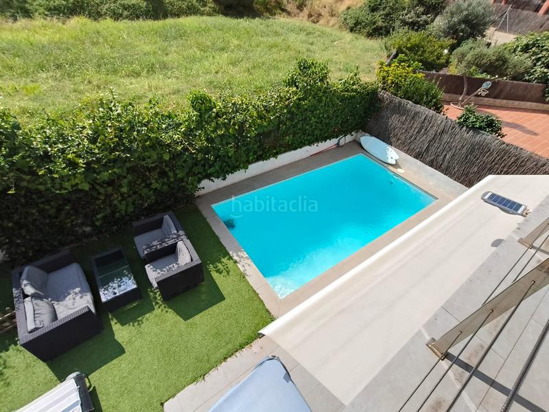 Foto 119534e9-1837-42f9-9cc0-d3ccebe4a966. Xalet amb xemeneia calefacció aparcament piscina a Pineda de Mar