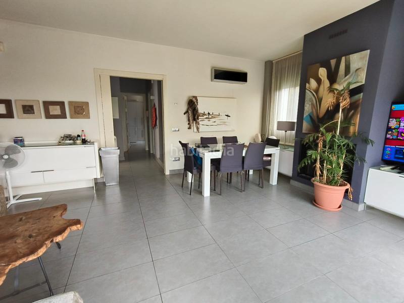 Foto 169f1446-11ec-4107-93e0-dce78cd03811. Xalet amb xemeneia calefacció aparcament piscina a Pineda de Mar