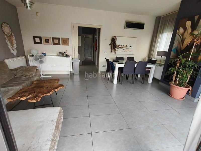 Foto bf637180-2467-4693-bc09-c0a2e2ecf8fc. Xalet amb xemeneia calefacció aparcament piscina a Pineda de Mar