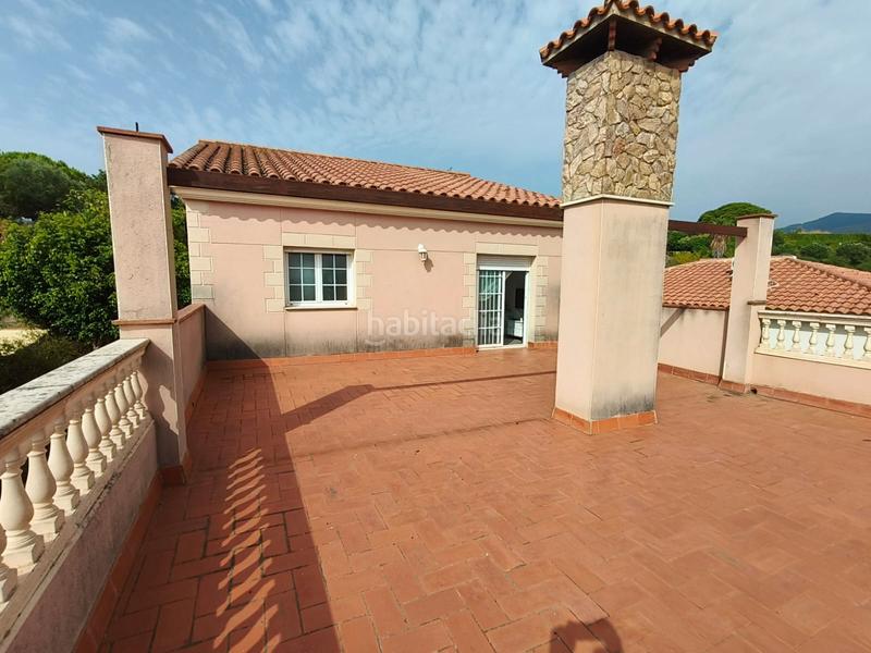 Foto 1d18873f-36c0-4c61-90b2-b3eea56352ca. Casa gran casa de 6 dormitorios, con piscina y vistas al mar en Calella