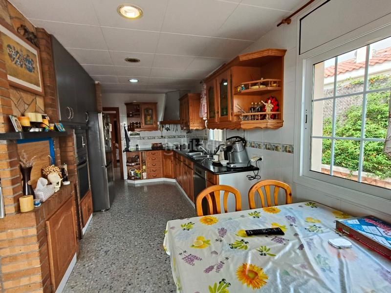 Foto 37e7cff6-a8e7-4adf-bf44-7d52ab5467fb. Casa gran casa de 6 dormitorios, con piscina y vistas al mar en Calella