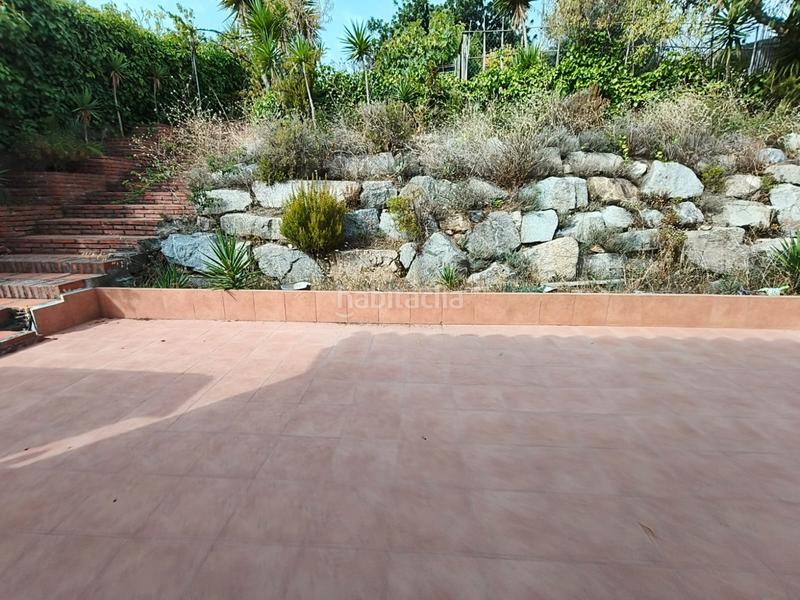 Foto f287b516-fb33-4826-85cb-14036c195497. Casa gran casa de 6 dormitorios, con piscina y vistas al mar en Calella