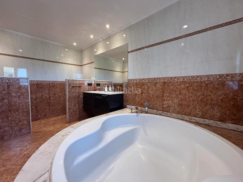 Foto cbb11ae1-c957-4bb2-a688-646296852eae. Haus mit kamin heizung parking pool in Calella