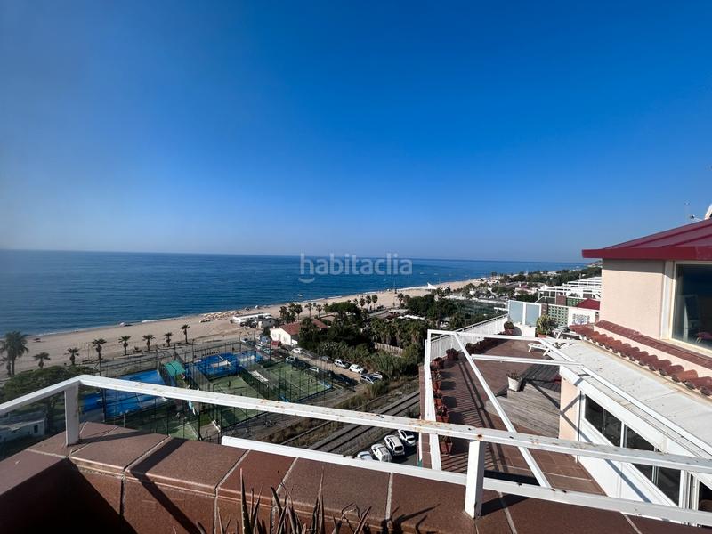 Foto 8e8f8f46-8ec3-4a92-9fbc-9f050ead383d. Àtic amb xemeneia calefacció aparcament a Poblenou Pineda de Mar