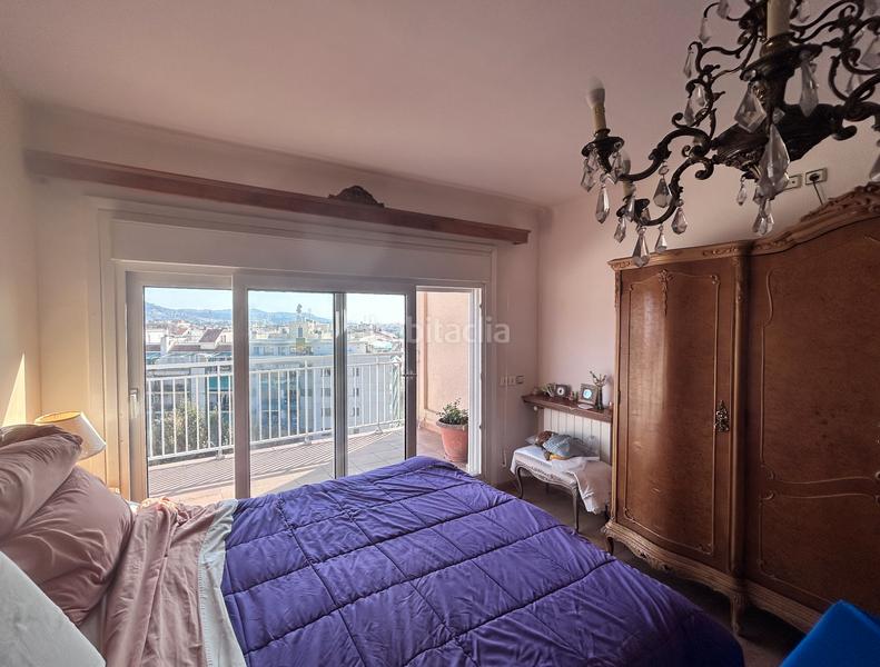 Foto bbbe9f19-9af5-484f-9237-021e5e4fc394. Àtic amb xemeneia calefacció aparcament a Poblenou Pineda de Mar