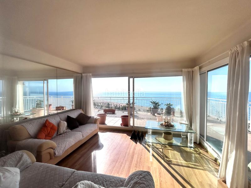 Foto d50f829b-bd34-48a3-b1b6-347146f4e4d3. Àtic amb xemeneia calefacció aparcament a Poblenou Pineda de Mar