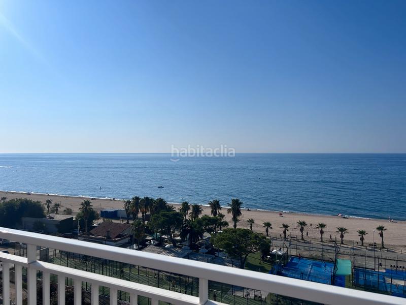 Foto d946283f-a1a6-4b82-8f74-91b7c3a02be3. Àtic amb xemeneia calefacció aparcament a Poblenou Pineda de Mar