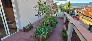 Piso en Carrer de pedrell 37. Piso exterior con gran terraza y patio