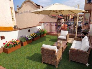 Casa  Pla�a de l'u d'octubre. Casa a estrenar en el coraz�n de calella.