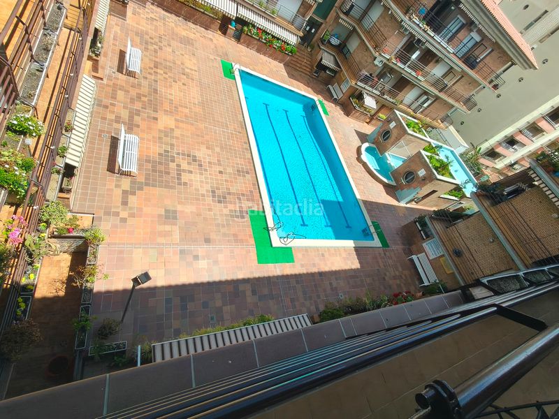 Foto f4c7c2bc-2a68-47fb-a76e-74a3117c1ce0. Dúplex amb aparcament piscina a Centre Pineda de Mar