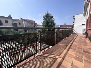 Pis a Palafolls. Gran piso  de 106m2 c�ntrico con plaza de aparcamiento y traster