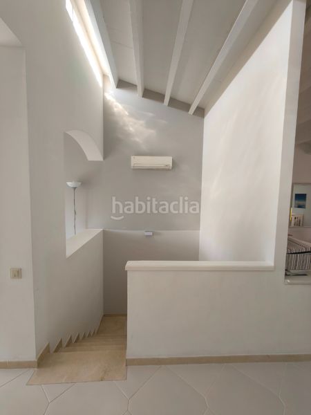 Foto 879b97fa-c84f-4d1c-b48c-fd6b2facb555. Casa adossada amb xemeneia calefacció aparcament piscina a Calella