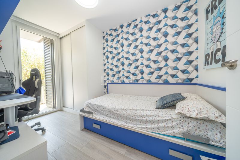Foto 5e243ec8-a9fb-4694-a412-62fee02698e5. Àtic amb aparcament piscina a Calella