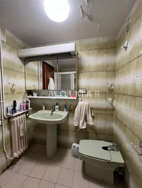 Foto 6dfbfe09-1e91-4a62-97b7-3cbb6d482988. Flat with heating in Russafa Valencia