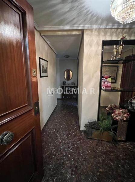Foto 2f0426c6-9866-4bd9-ba58-8312a7796866. Piso en Russafa Valencia