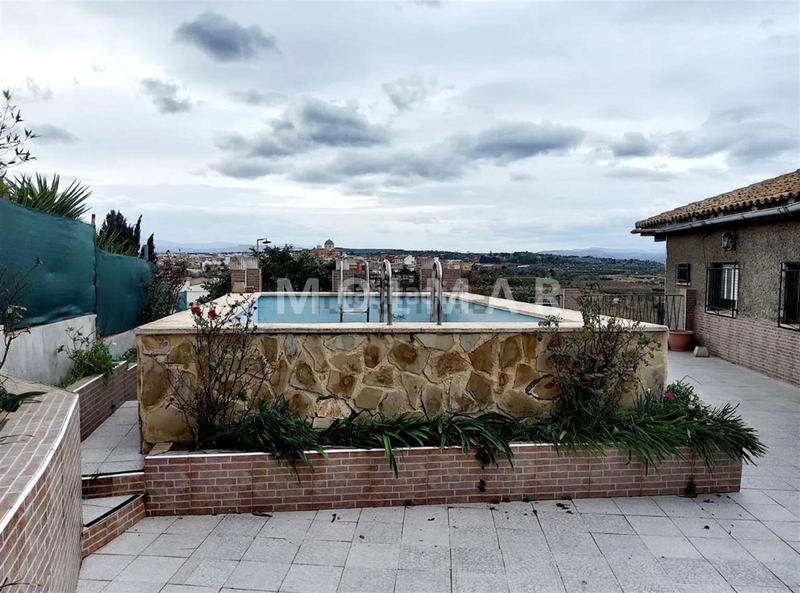 Foto 63e65bac-b07e-484d-adc2-f21a01235a47. Chalet con piscina in Vilamarxant