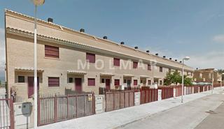 Casa adossada  Carretera dels anglesos. Vivienda en residencial privado con piscina