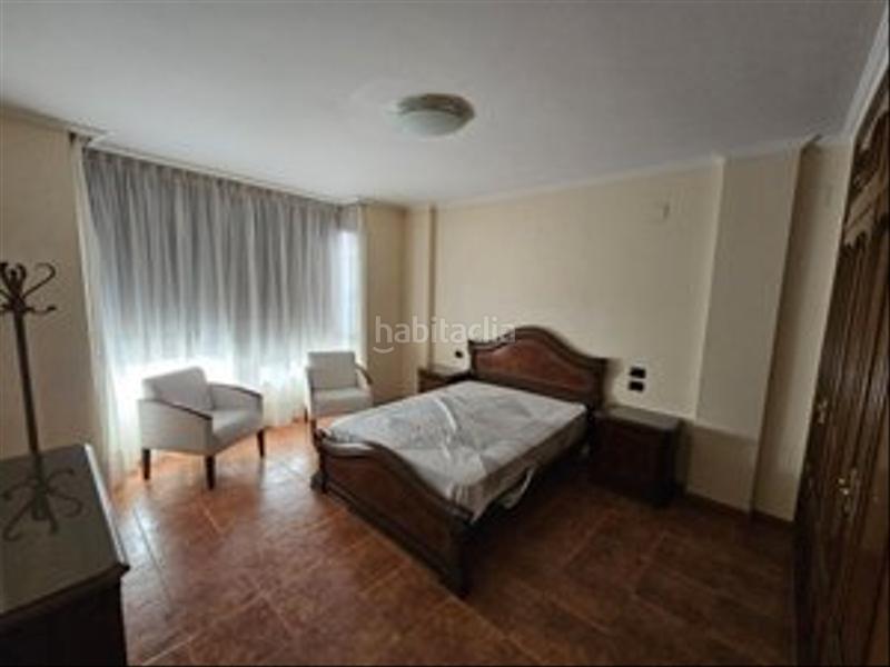 Foto e1886212-8819-43e1-81a1-85dbe0396af1. Chalet avec parking dans Centro Villarreal / Vila - real