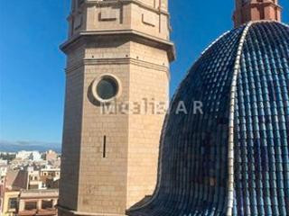 Pis  Plaça el pla. Piso con vistas al campanario del pueblo