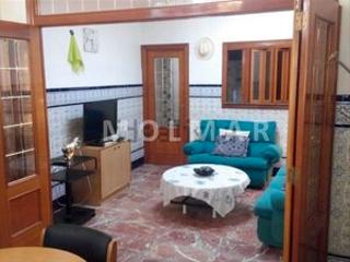 Flat  Carrer vicent iborra. Amplia vivienda con garaje en alcacer.