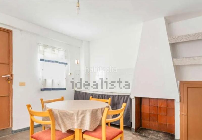 Foto 55f4c55f-8291-4801-abf8-d7c385b45960. Casa pareada en Gátova