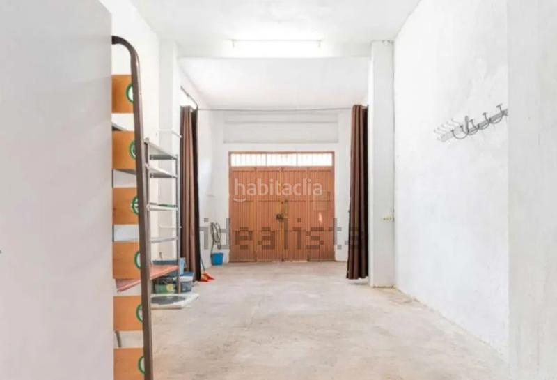 Foto e703de21-f912-41d8-a434-e01d3cc32a89. Casa pareada en Gátova