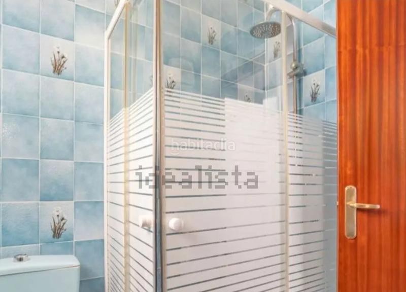 Foto da433ef8-b461-4cb1-8bda-92c8b62f2fa2. Maison jumelée avec parking dans Gátova