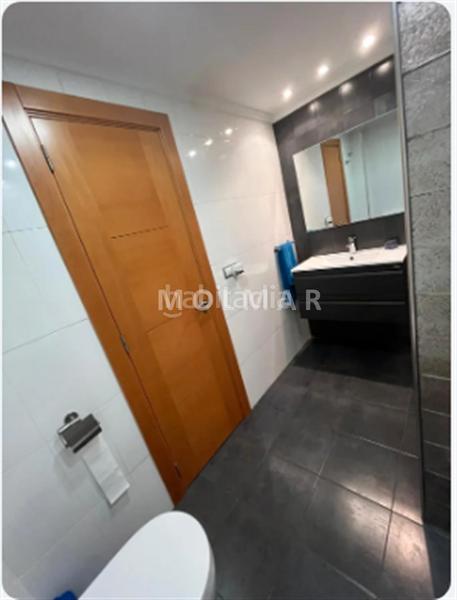 Foto bfc7b2fb-d9f5-4d1f-884c-c98ecfb9d0e1. Piso en Alginet