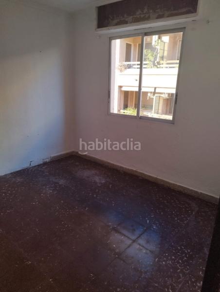 Foto f4ea0a9e-da85-4612-921e-301005bda629. Pis a Catarroja