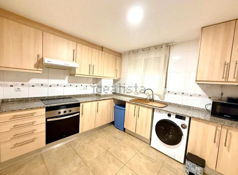 Foto 2f2b2b28-a4bd-4dd5-9d60-1822c4df57ae. Appartamento con parcheggio in Zona Calle Valencia Torrent