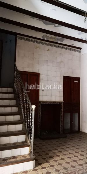 Foto 3a75313a-e4f5-4f81-824d-0ad6c81a8f86. Casa amb xemeneia a Algemesí