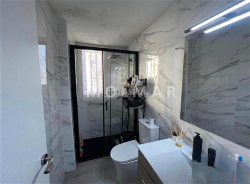 Foto efffdf42-feed-41df-a459-a6600a72ec0a. Pis a La Fontsanta Valencia