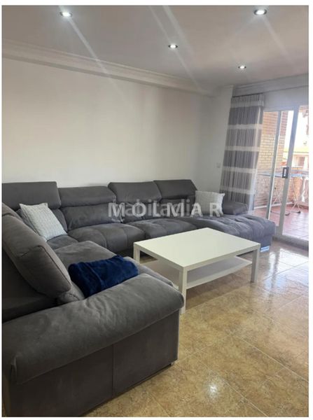 Foto 8607f63f-cb8e-4903-b59a-56bb71bbe31c. Pis amb aparcament a Playa Burriana